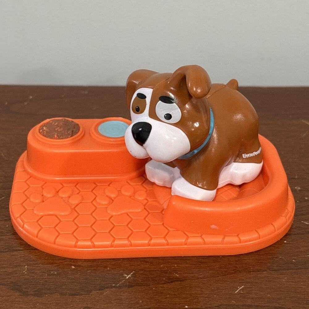 Fisher-Price Little People Dog & Bed Mat Set Big Helpers Home Brown Bulldog Toy